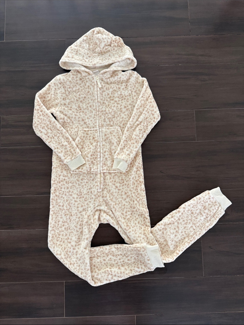Cat & Jack Cream and Light Brown Leopard Kids One-Piece Hooded Zip Up PJ